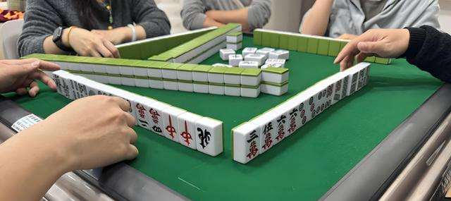 带你了解“微信上的麻将有没有挂”其实确实有挂