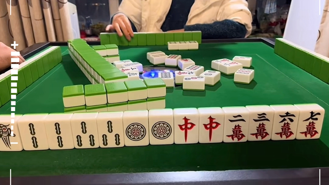 分享科普“红中麻将外卦神器下载安装	”(必胜开挂神器)-第3张图片
