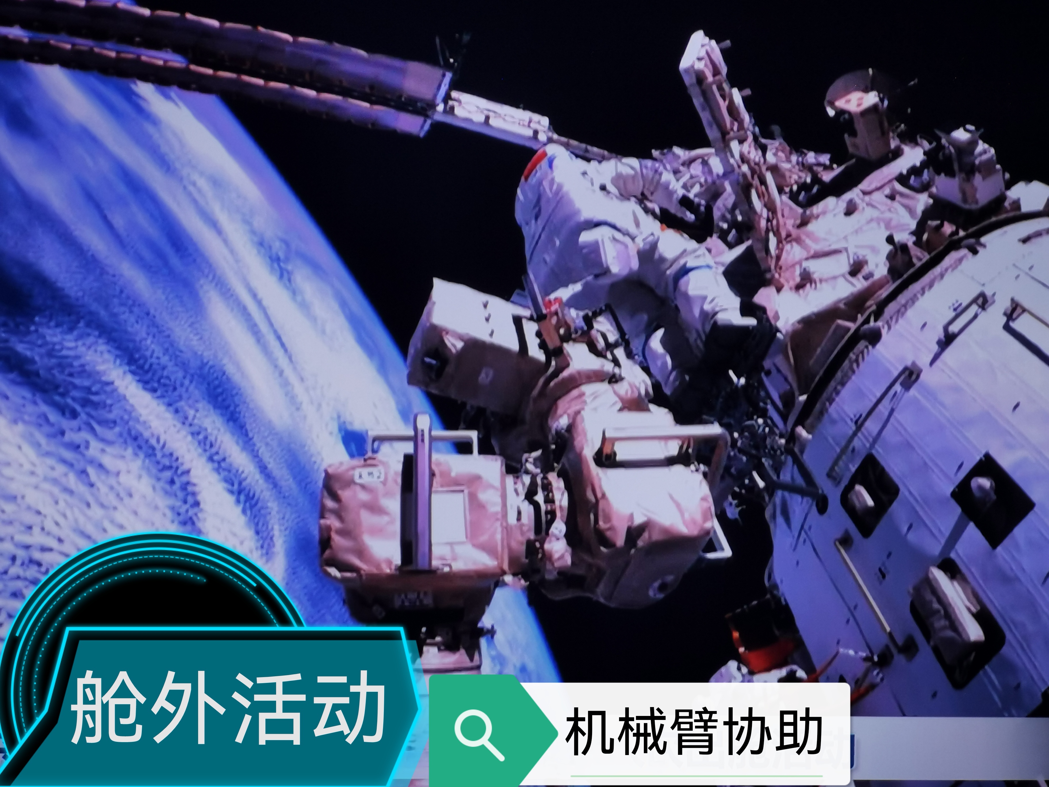 分享热点“九天大厅可以开挂吗”原来确实有挂-第1张图片